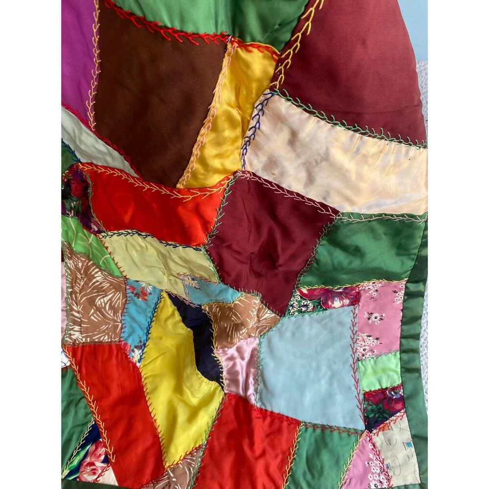 1940s Vintage Crazy Quilt with Matching Throw Pillow: Novelty Print Fabrics